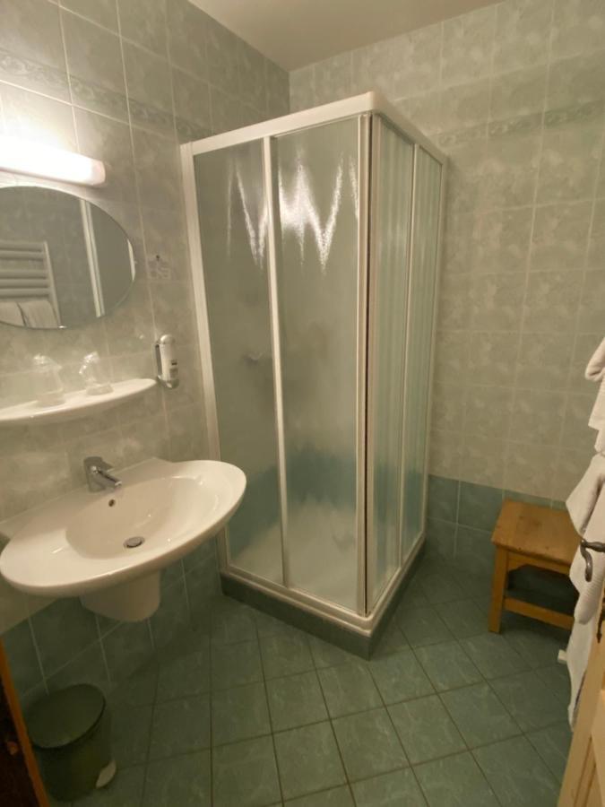 Le Schuss Hotel Chatel Ngoại thất bức ảnh